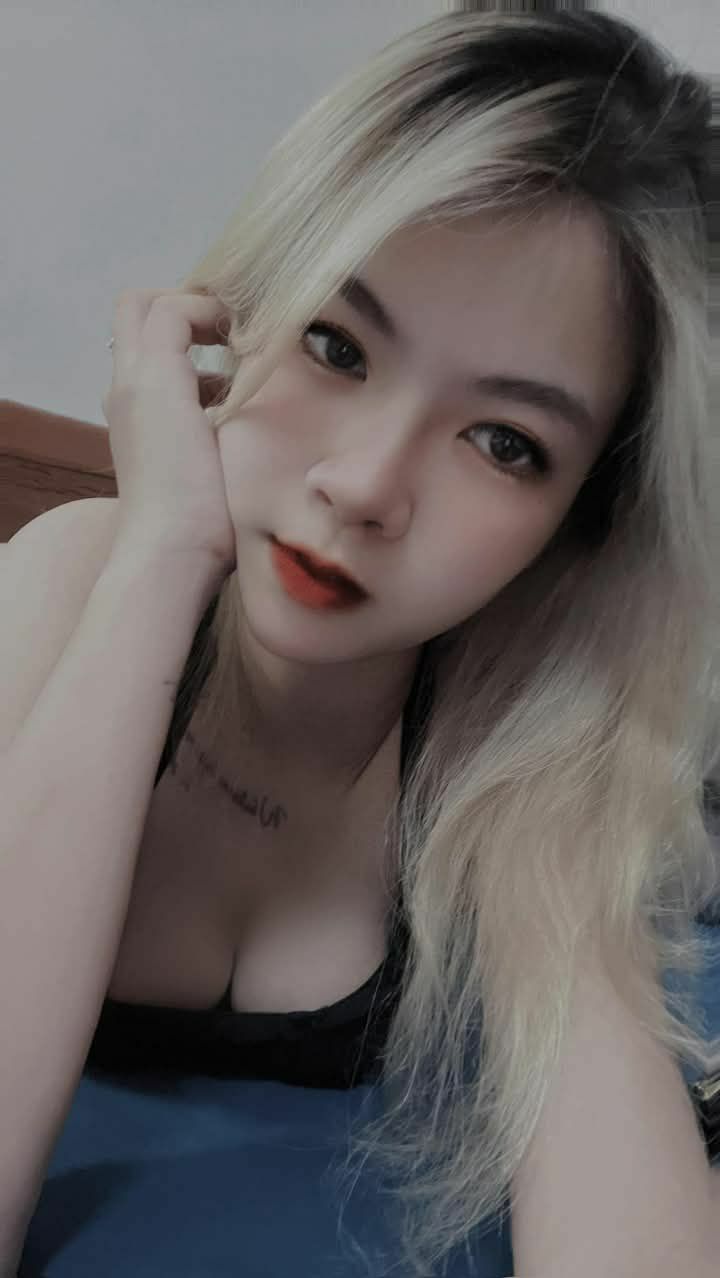 Món quà của người yêu của anh trai cho cậu em Người chồng thi cử đạt thành tích tốt
